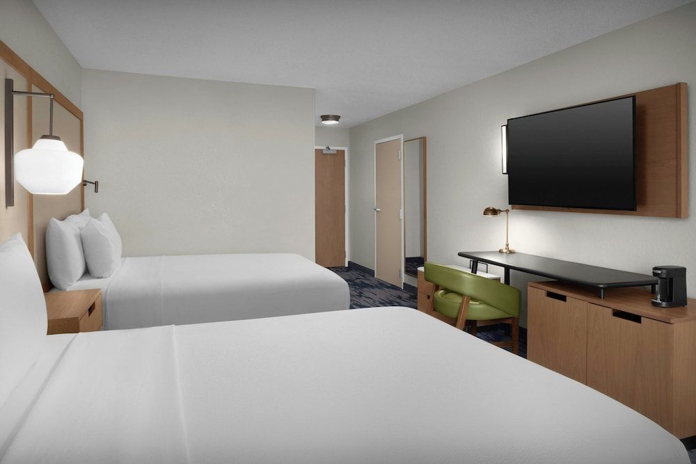 Room, 2 Queen Beds, Non Smoking (Hearing Accessible)