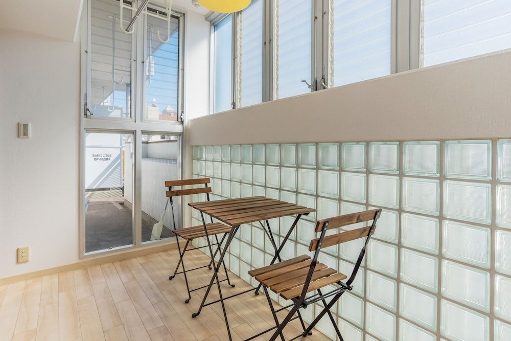 undefined Universal Bay Condominium 8