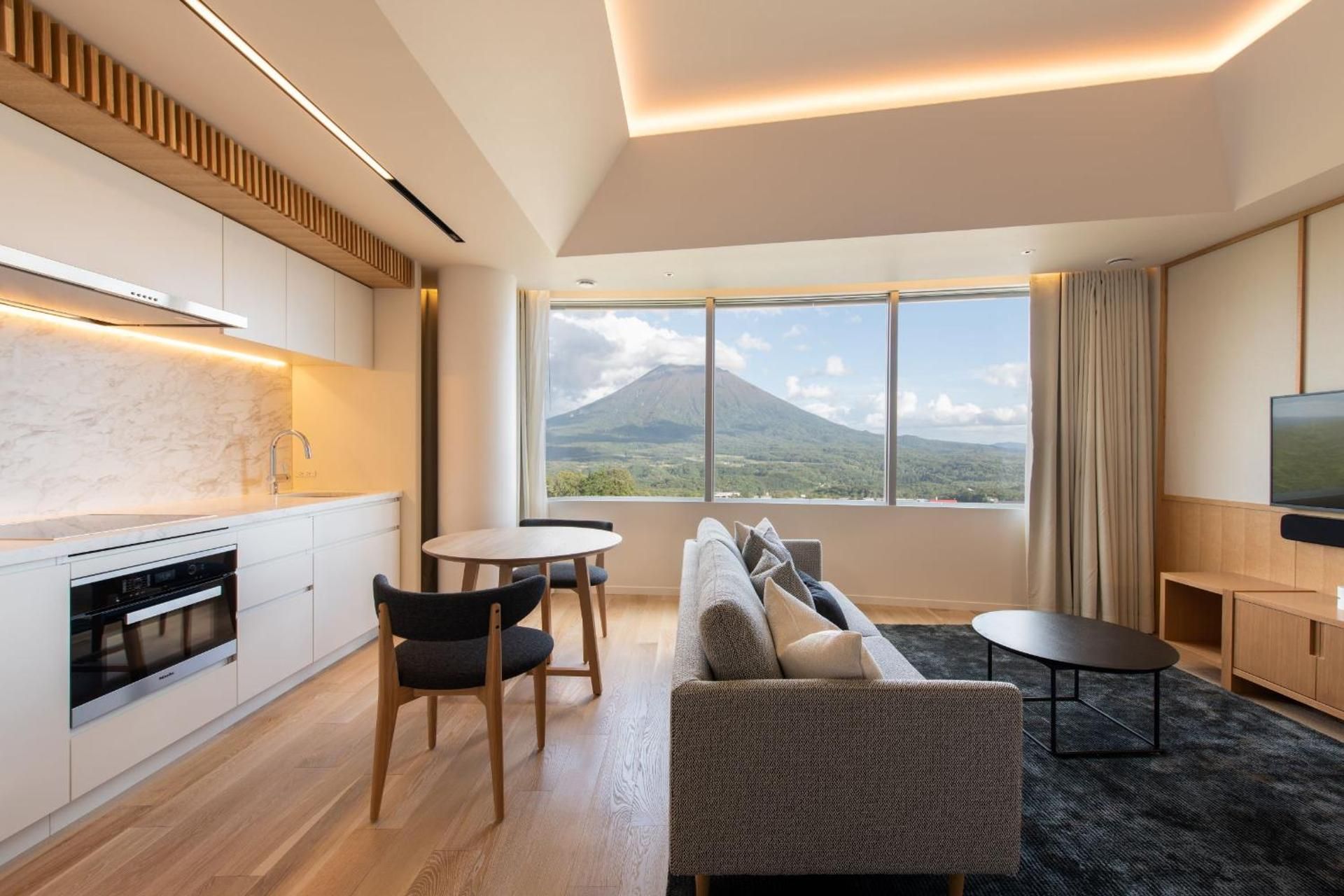 Skye Niseko Mount Yotei View Studio 3