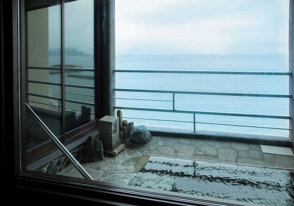 Japanese-style Deluxe Room, Open-Air Bath and Ocean View - Non Smoking