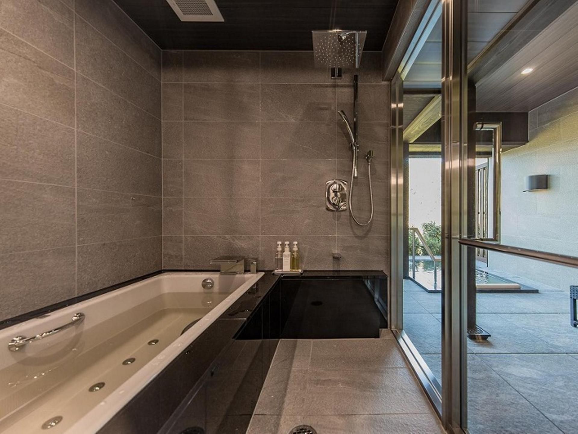 Suite with Private Bathroom and Open-Air Bath - Annex - Non-Smoking