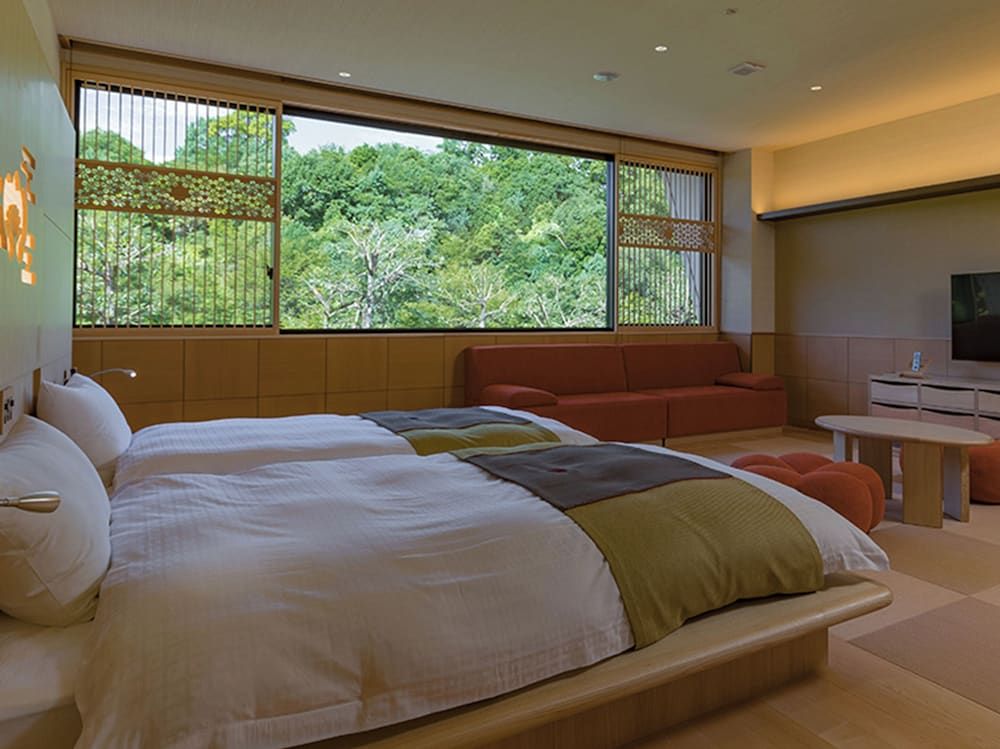 [Main Building Japanese-Western Room] (NANAORE mountain view) [Non Smoking]