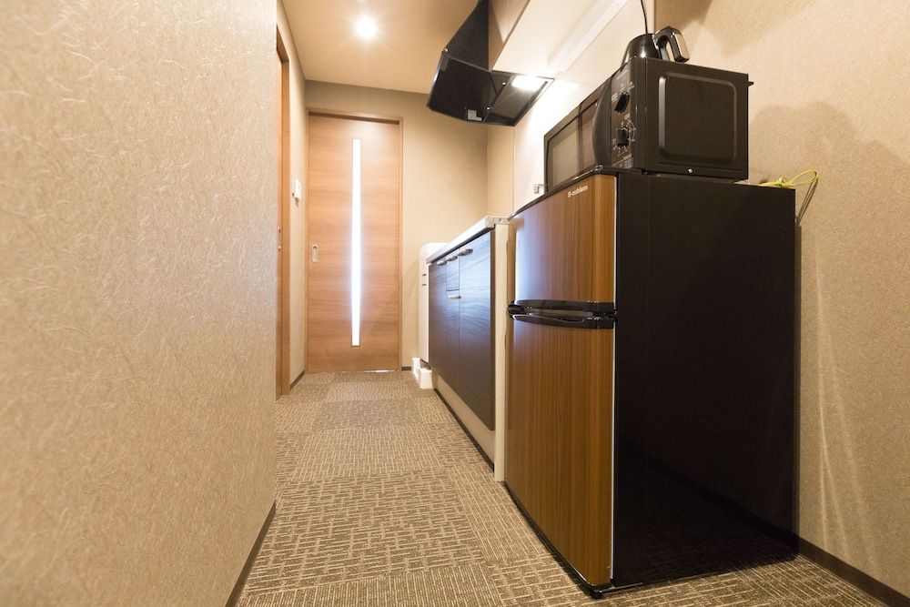 Stay SAKURA Kyoto Nijo Seasons Standard Twin Room 8