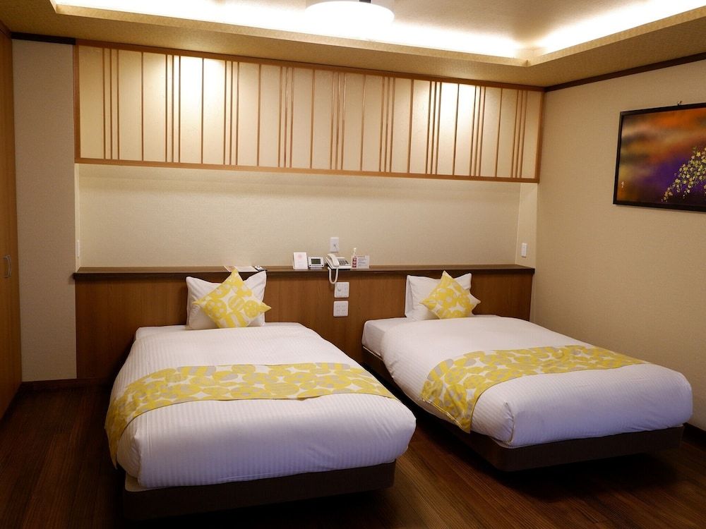 Family Room with Tatami Area