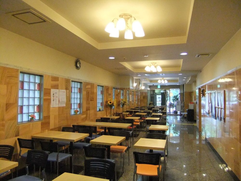 undefined Step Inn Shin-Osaka Higashiguchi 5