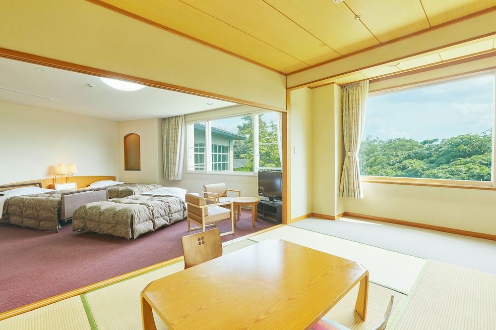 Accessible Twin room (With Bath) Non Smoking