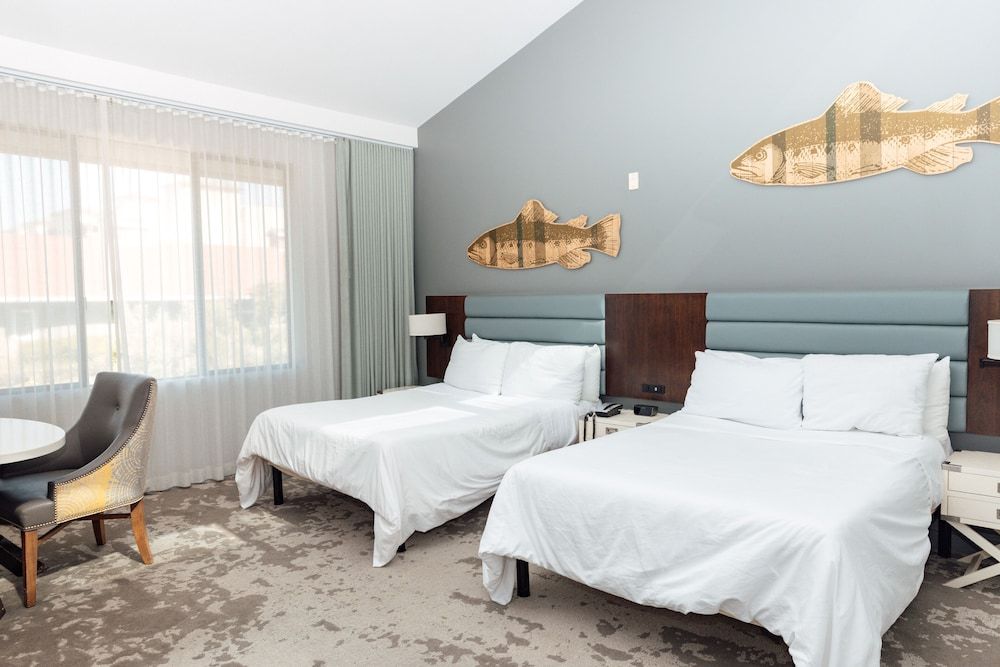 Lakehouse Resort Signature Double