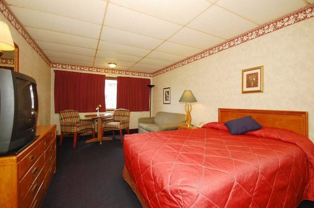 Standard Room, 1 King Bed