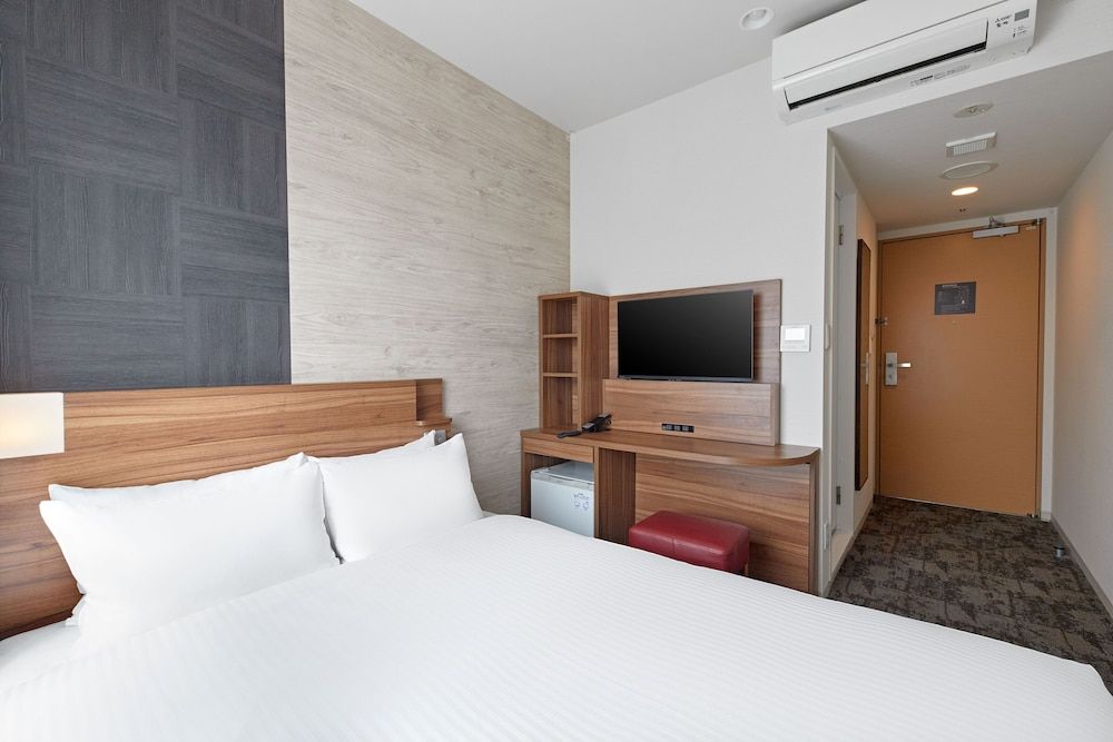 Sotetsu Fresa Inn Kitahama Standard Double Room, Non Smoking 2