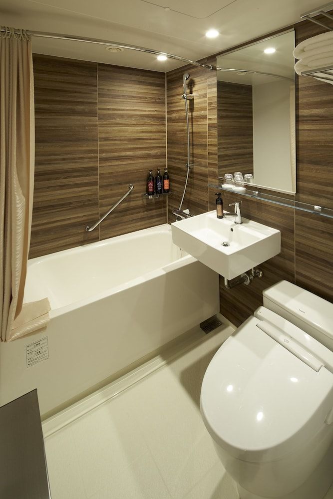 DEL style Osaka Higashitemma by Daiwa Roynet Hotel Standard Double Room, Smoking 4