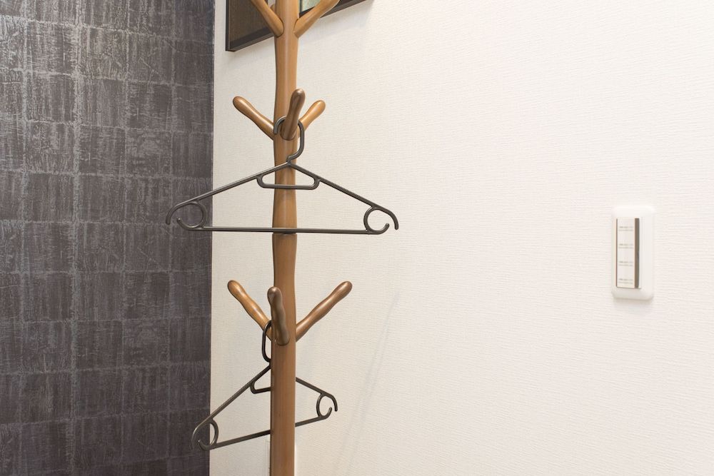 Ryoma Nishiooi I - Hostel Single Bed Desk & Chair - Male Only 9