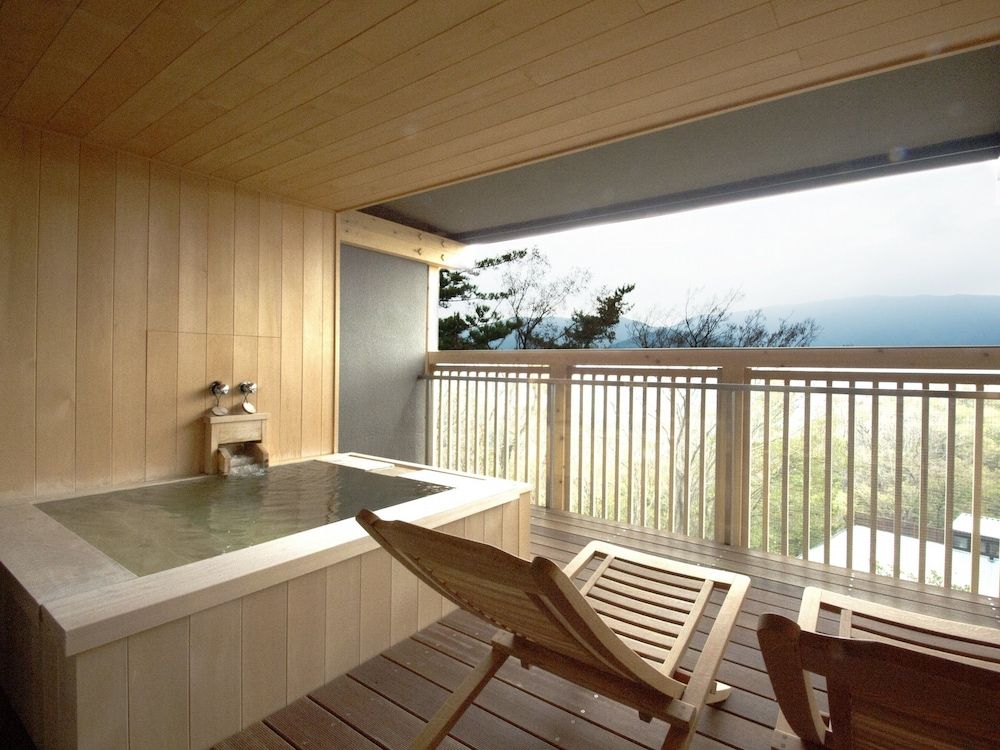 Gora Hanaougi Madoka No Mori Suite,  Japanese breakfast, Check-in only between 3pm-6pm, Non Smoking 15