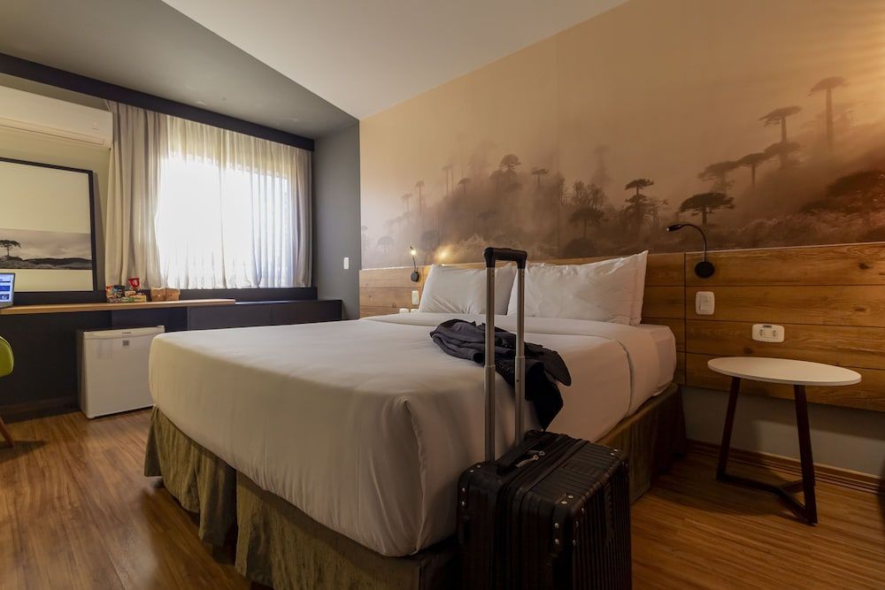 Deluxe Room, 1 Queen Bed