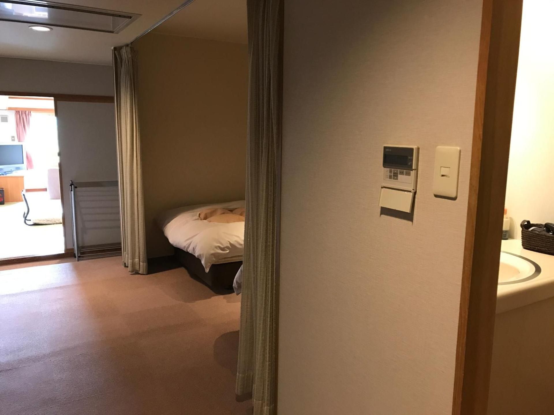 Superior Room with Tatami Area and Shared Bathroom