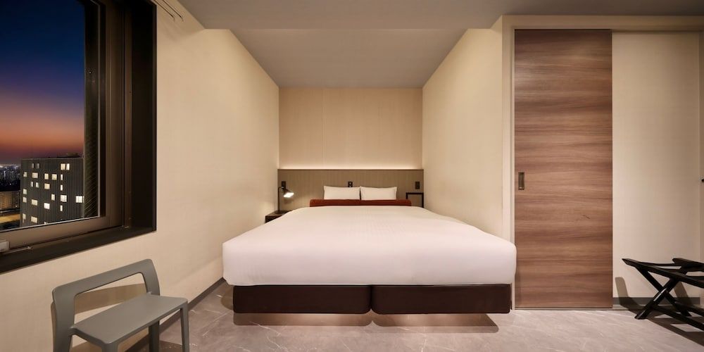 Nipponbashi Crystal Hotel 2