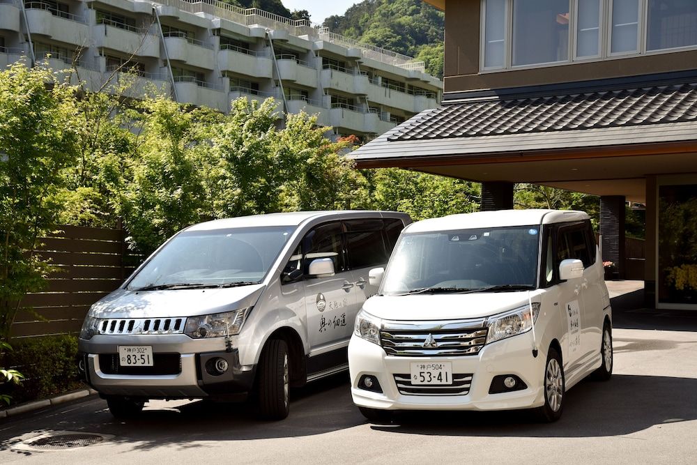 Train Station Shuttle