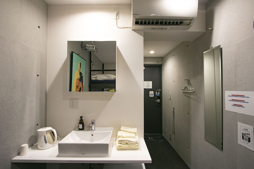 Theatel Haneda Loft Bed Room 4