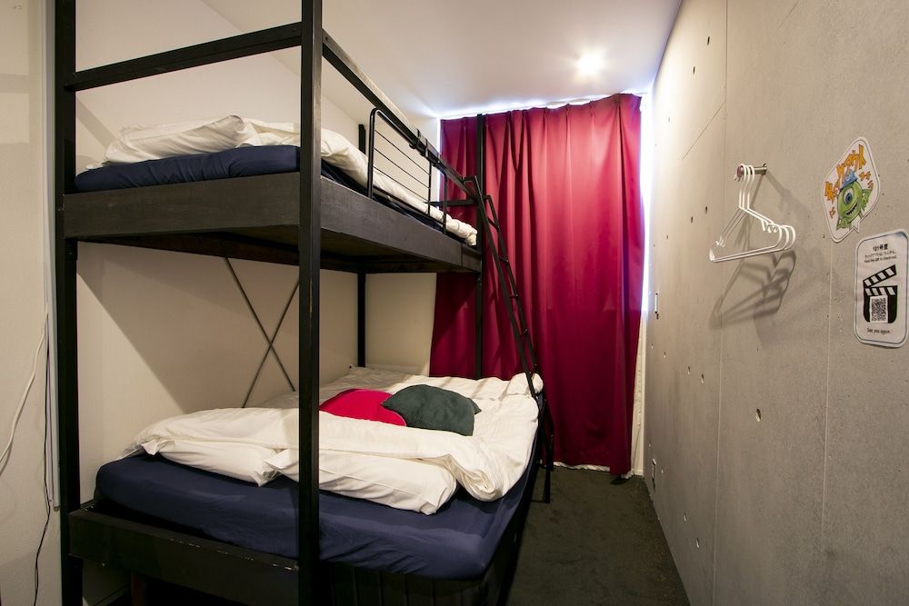 Theatel Haneda Deluxe Loft Room 6