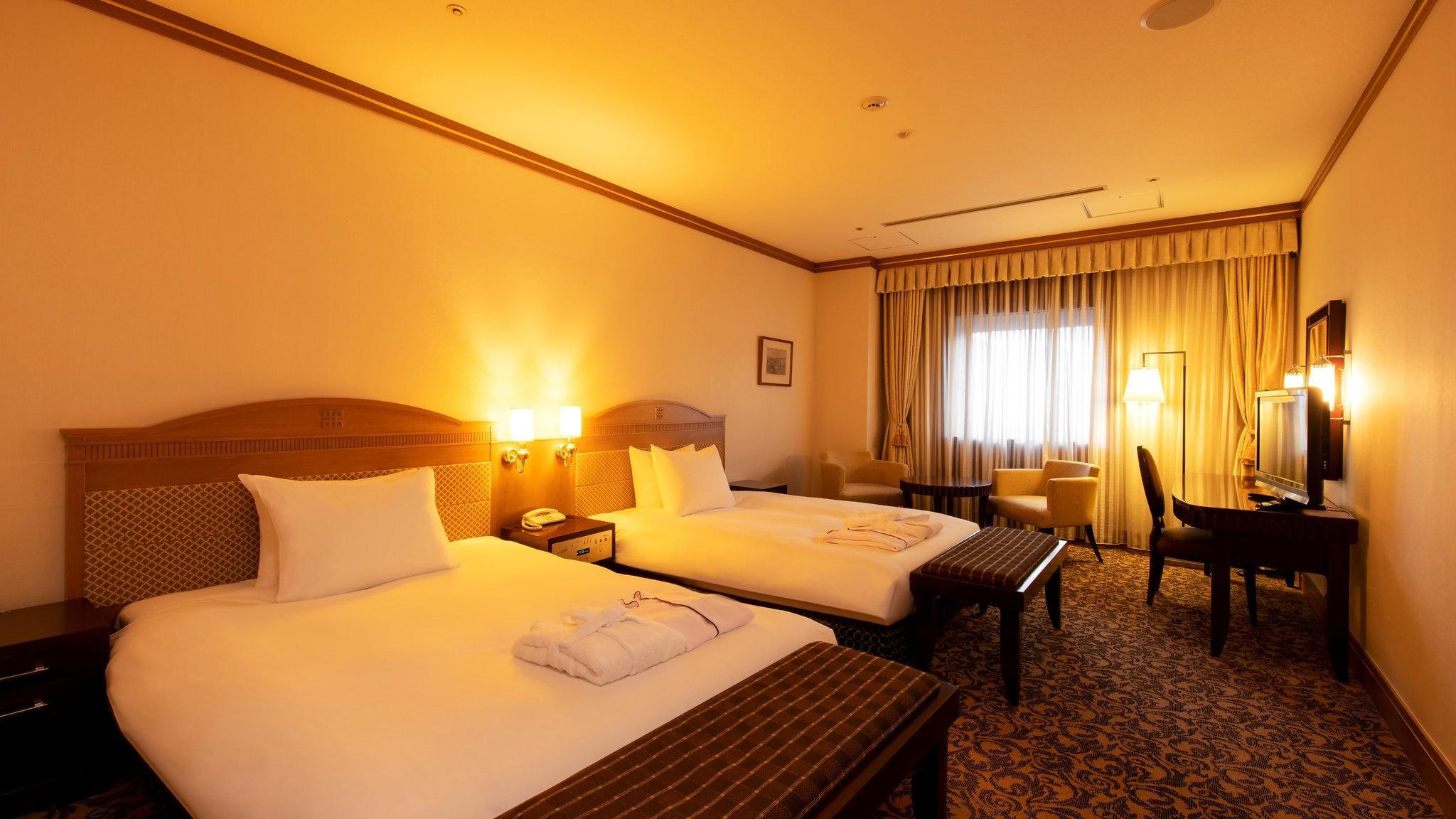 2 Double Signature Suite