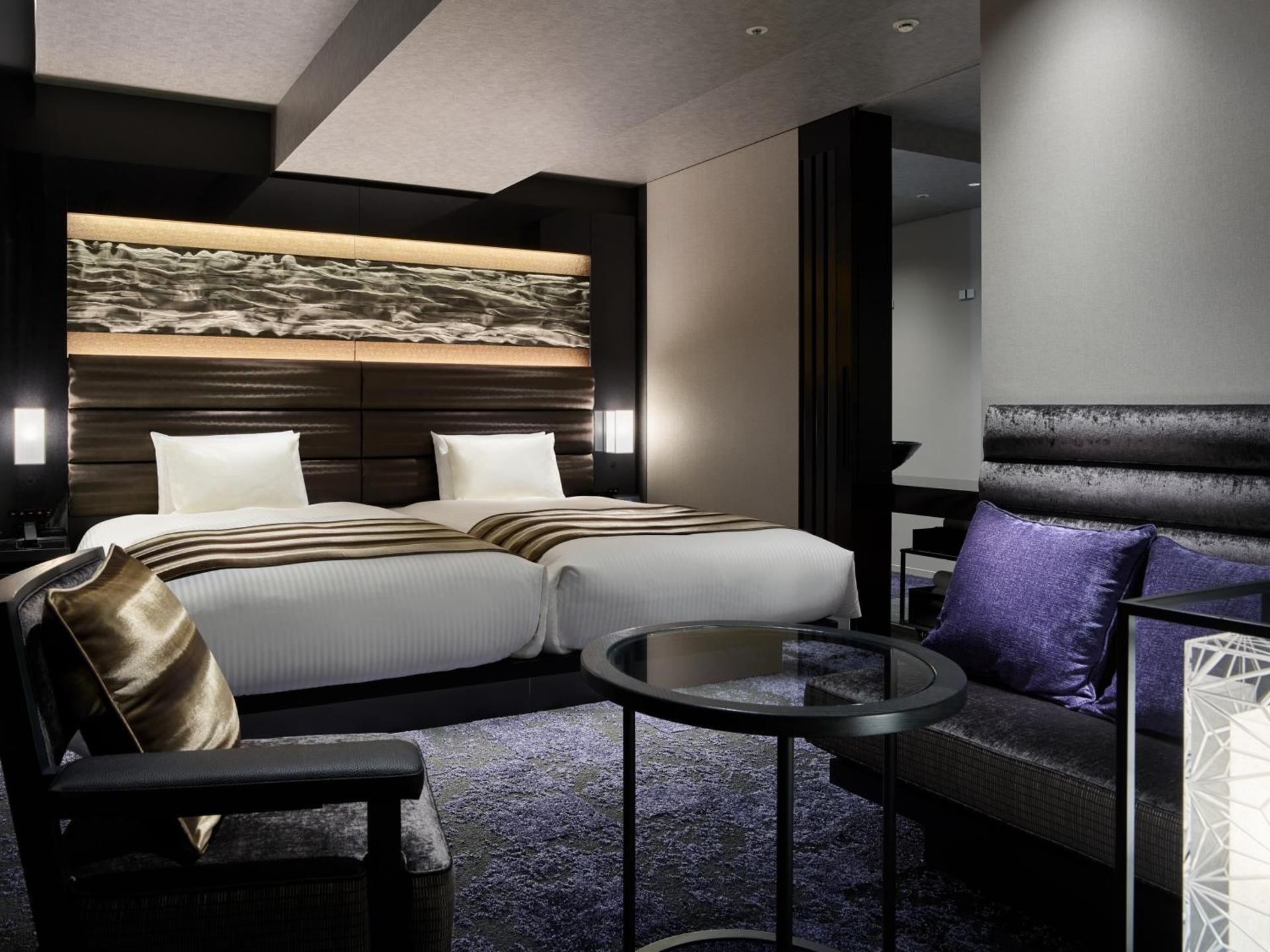 Superior Corner Twin Room