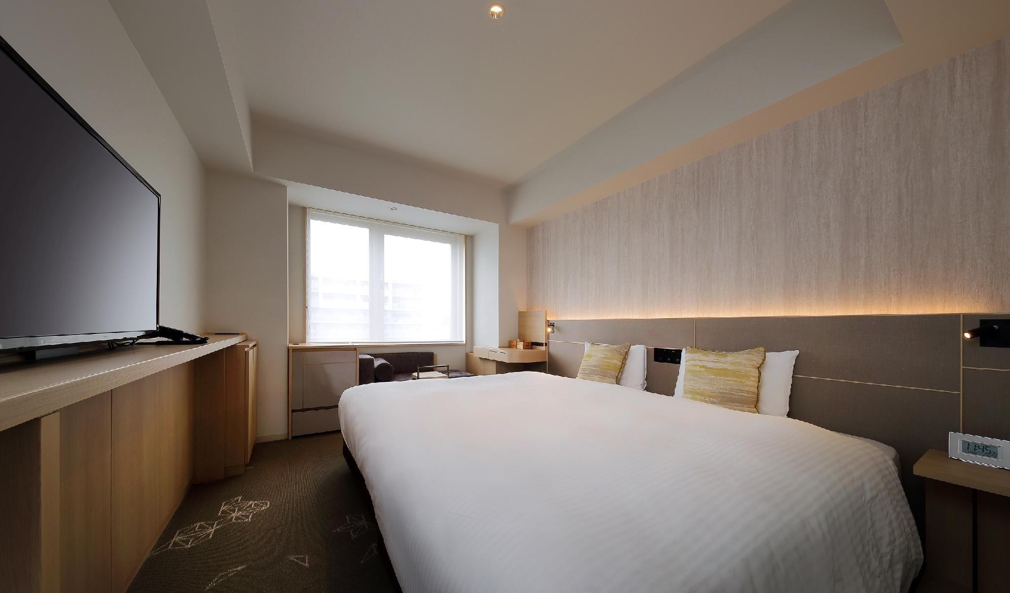 Wide King Double Room