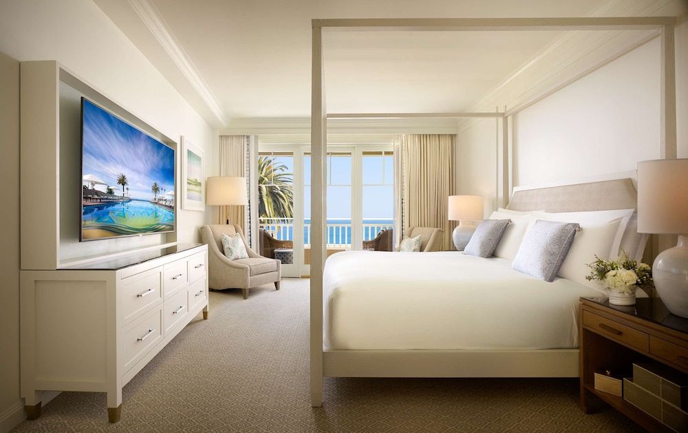 Deluxe Ocean View King Suite