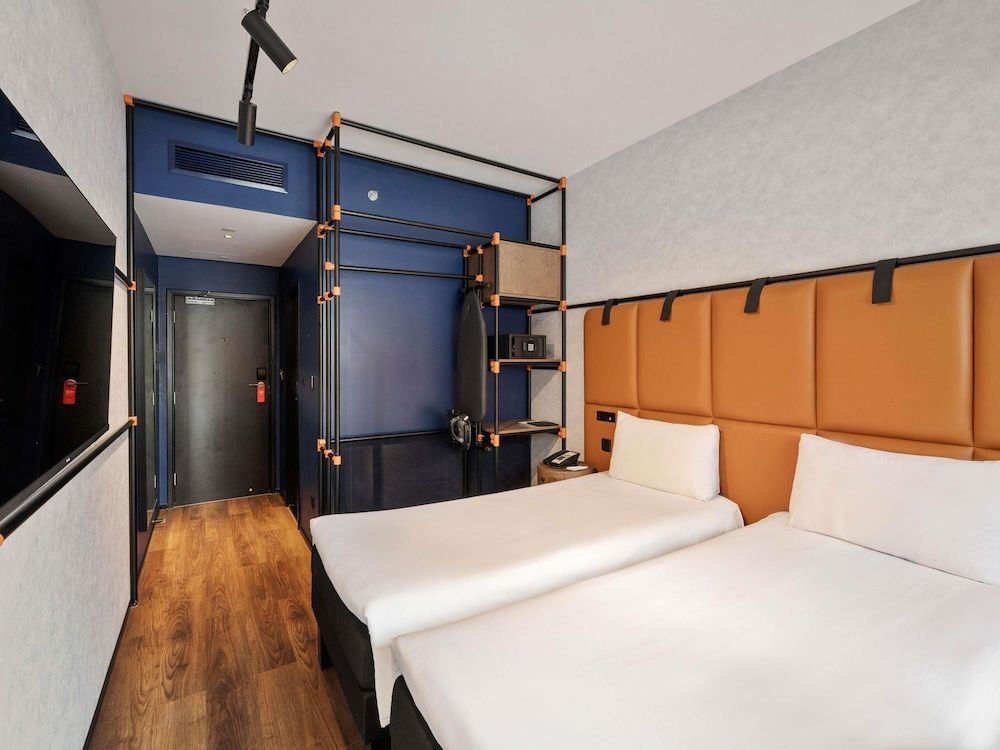 ibis World Trade Centre Dubai Standard Room, 2 Twin Beds 4