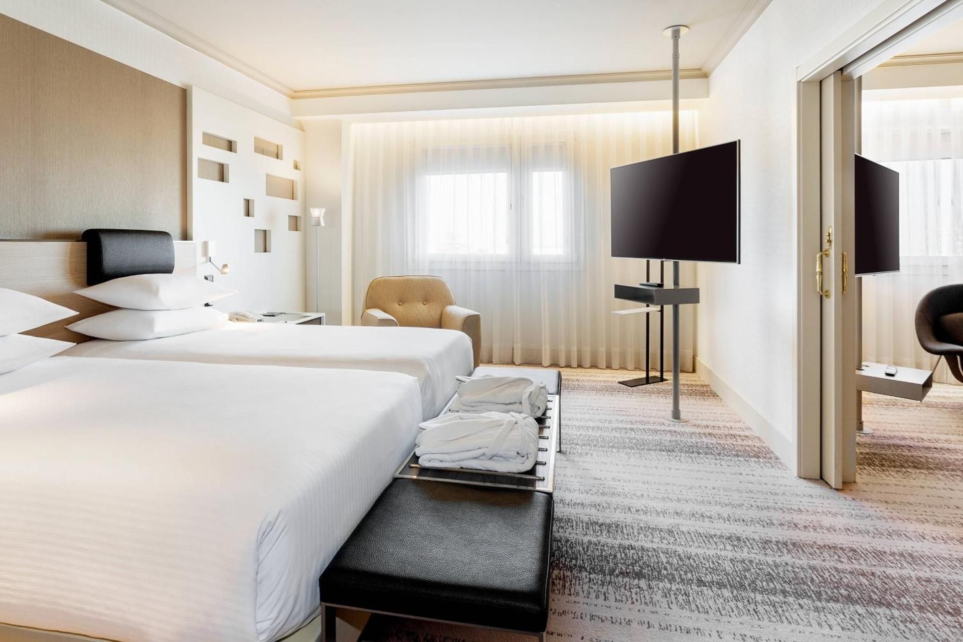 Suite, Executive lounge access, 1 Bedroom Suite, 1 King