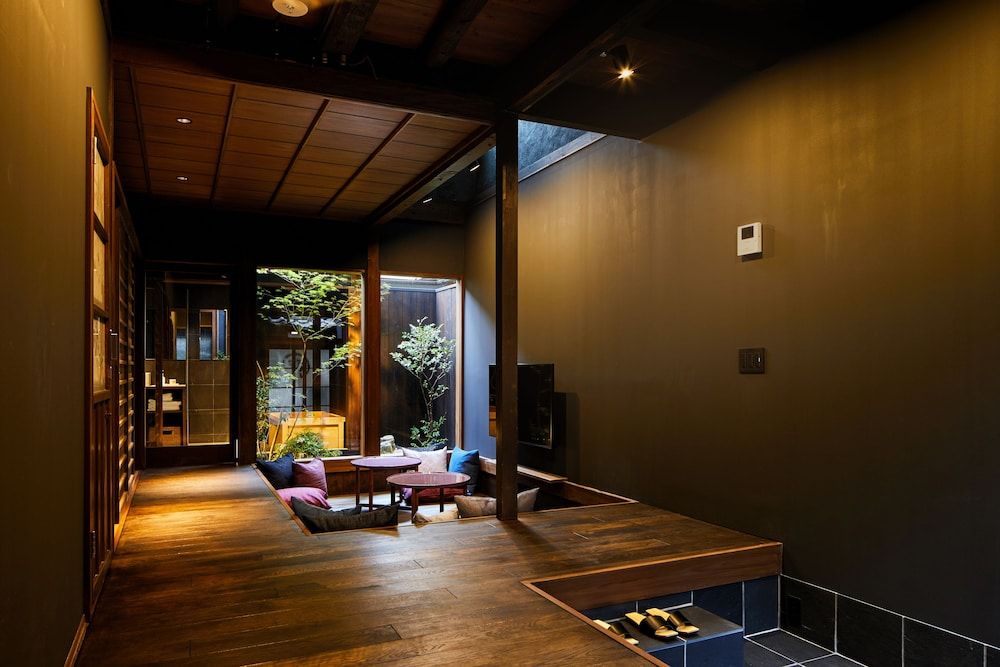 Traditional House with Semi-open-air-bath (Cypress Bath)