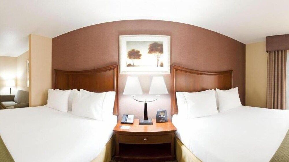 Standard Room, 2 Queen Beds