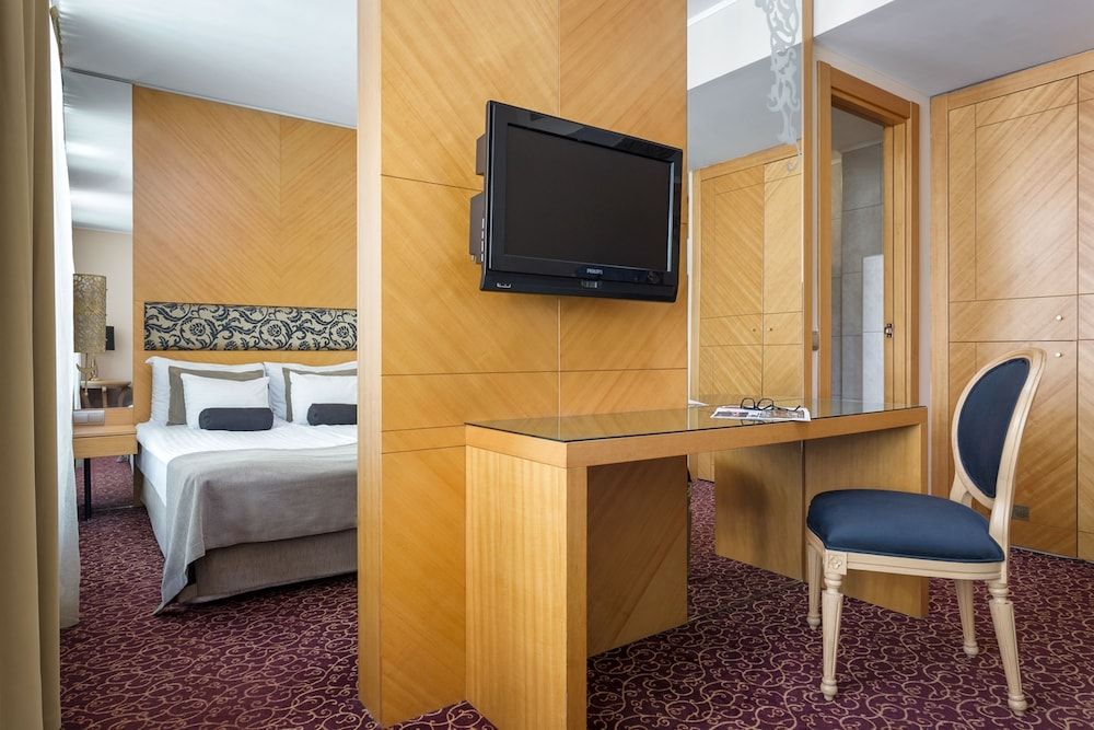 undefined Marmara Hotel Budapest 3