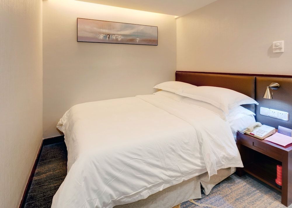 Ocean Hotel Guangzhou Standard Double Room, No Windows (No Window)