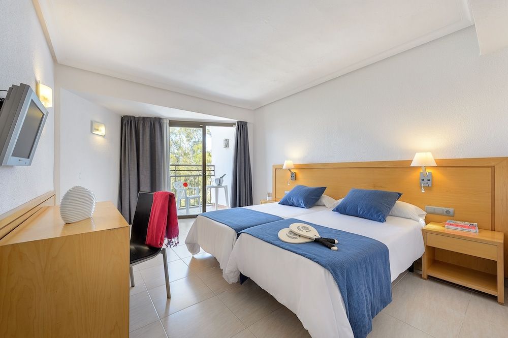 Hotel Vibra San Remo Double Room, 2 Twin Beds 3