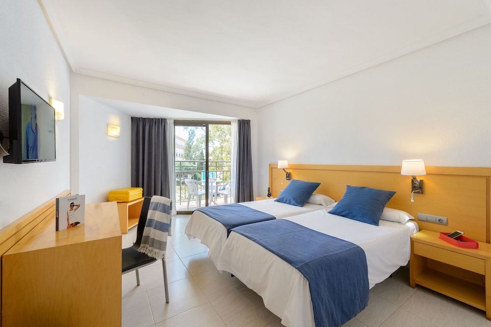 Hotel Vibra San Remo Double Room, 2 Twin Beds 4