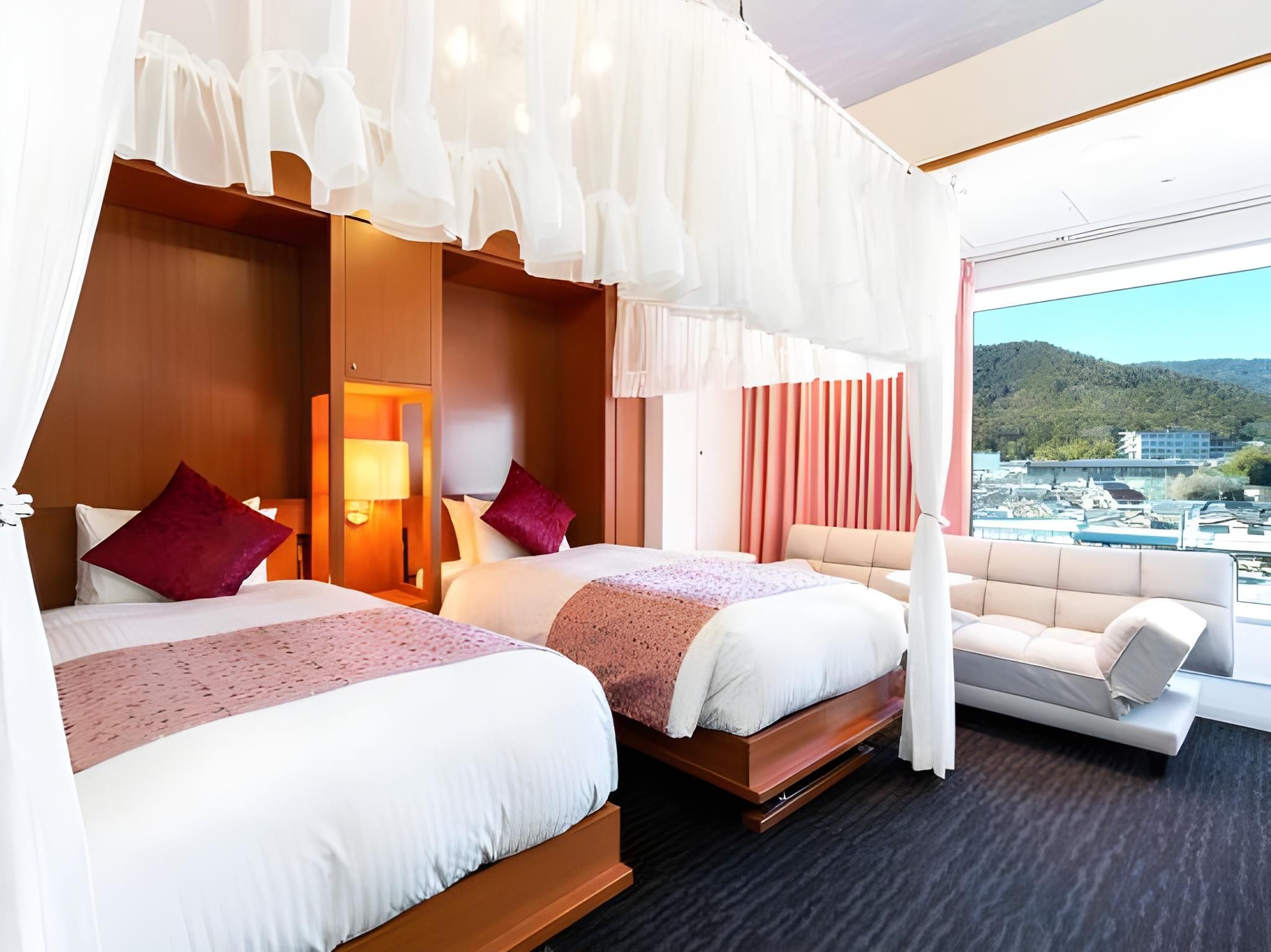 Accessible Twin Room - Non-Smoking