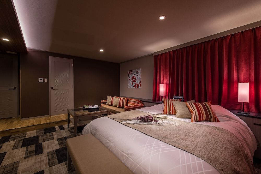 Deluxe Double Room, Smoking