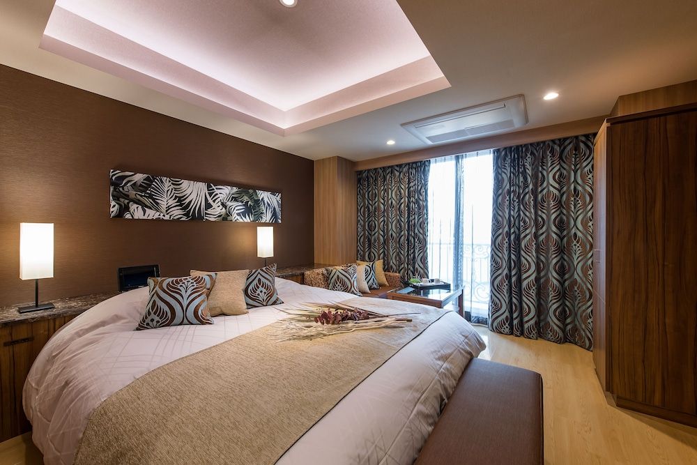 Standard Double Room, Smoking