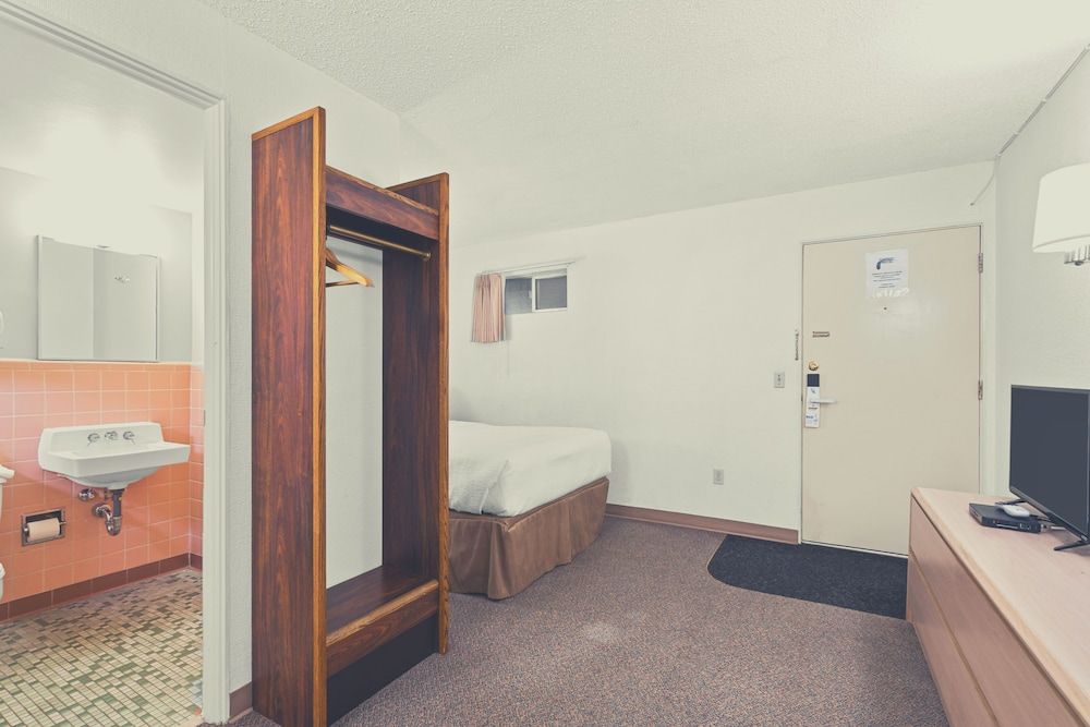 Stardust Motel Wallace Classic Room, 1 Double Bed 5