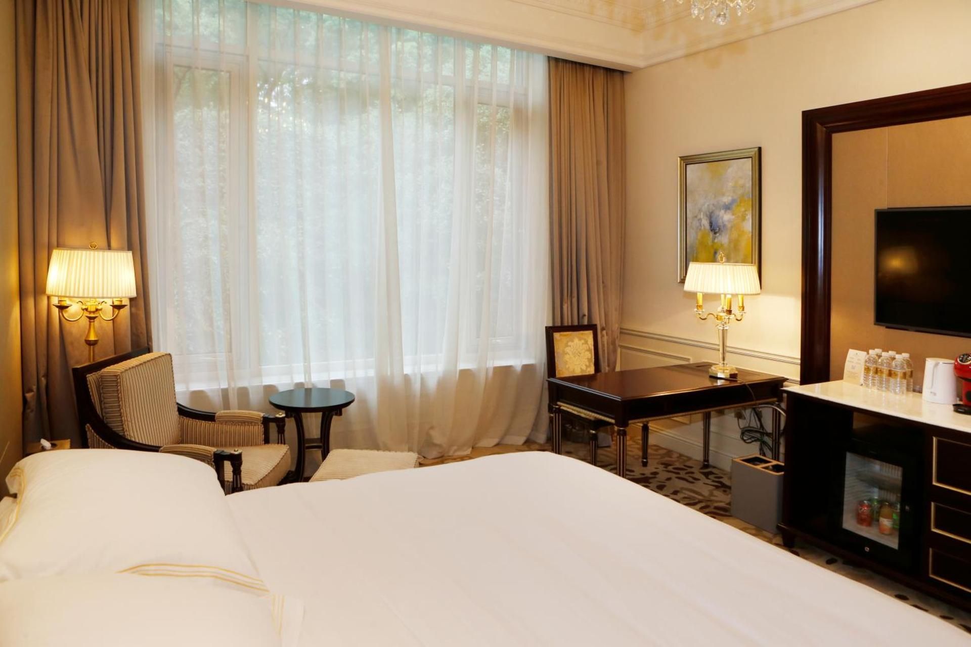 undefined Hongqiao State Guest Hotel 9