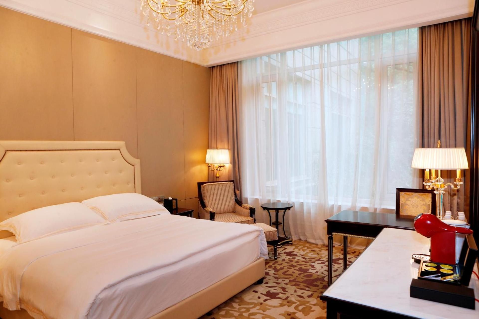 undefined Hongqiao State Guest Hotel 8