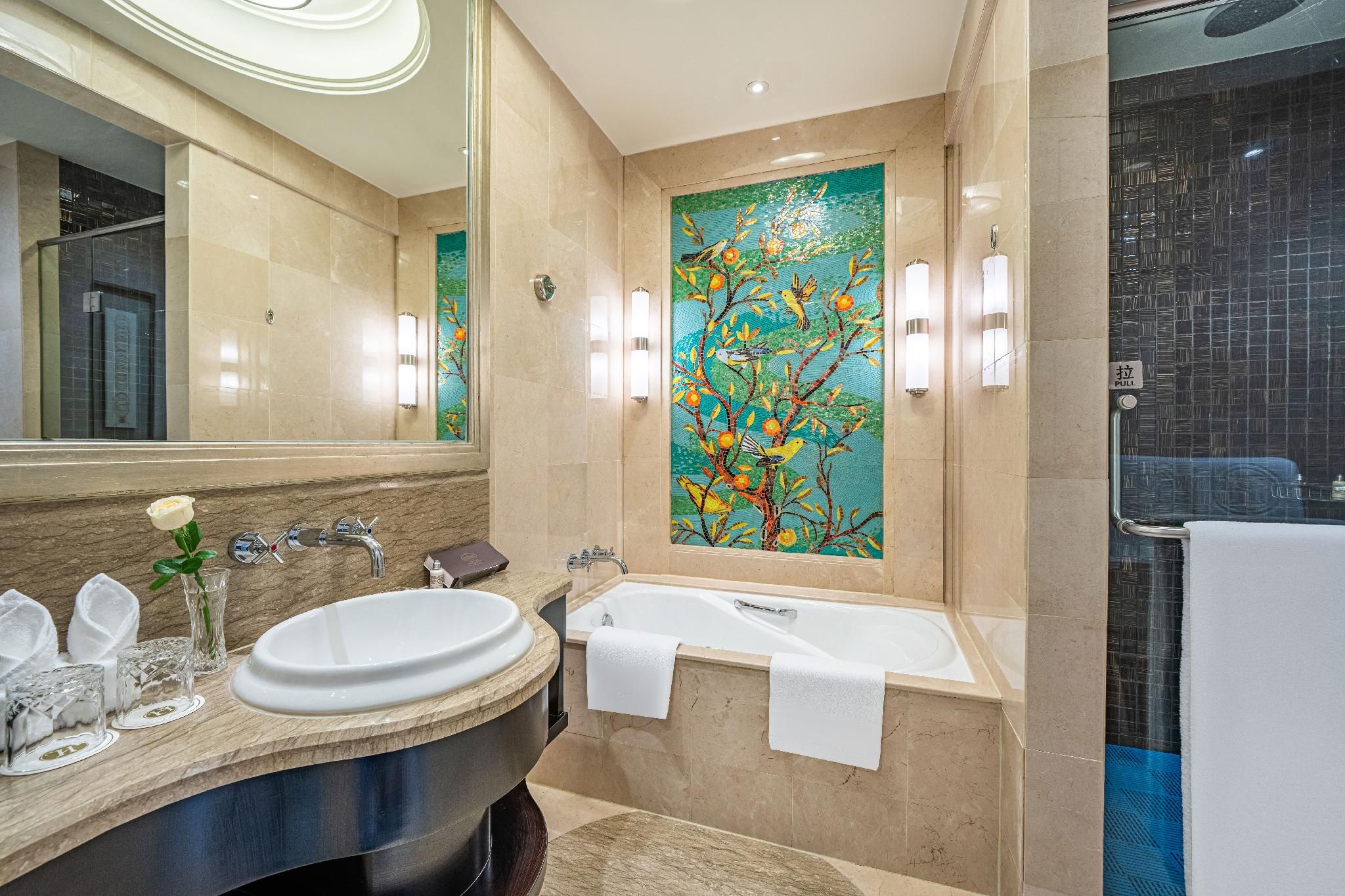 Hongqiao State Guest Hotel Superior King 2