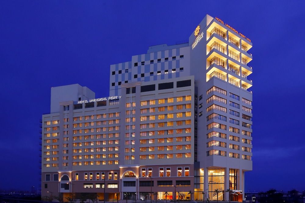 undefined HOTEL UNIVERSAL PORT VITA 4