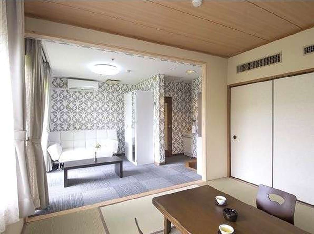 Japanese Style Room For 3 People, Shared Bathroom, Garden View (Sora)