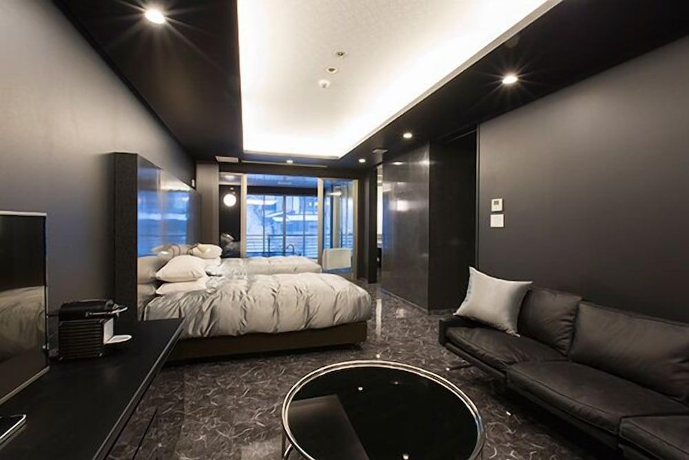 Suite with Mist Sauna, Large Twin