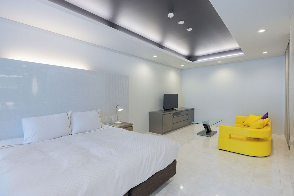 Standard Suite