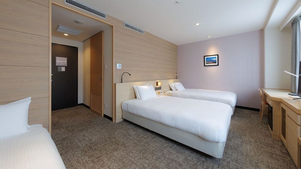 South Wing Deluxe Twin for 2 adults, Non Smoking