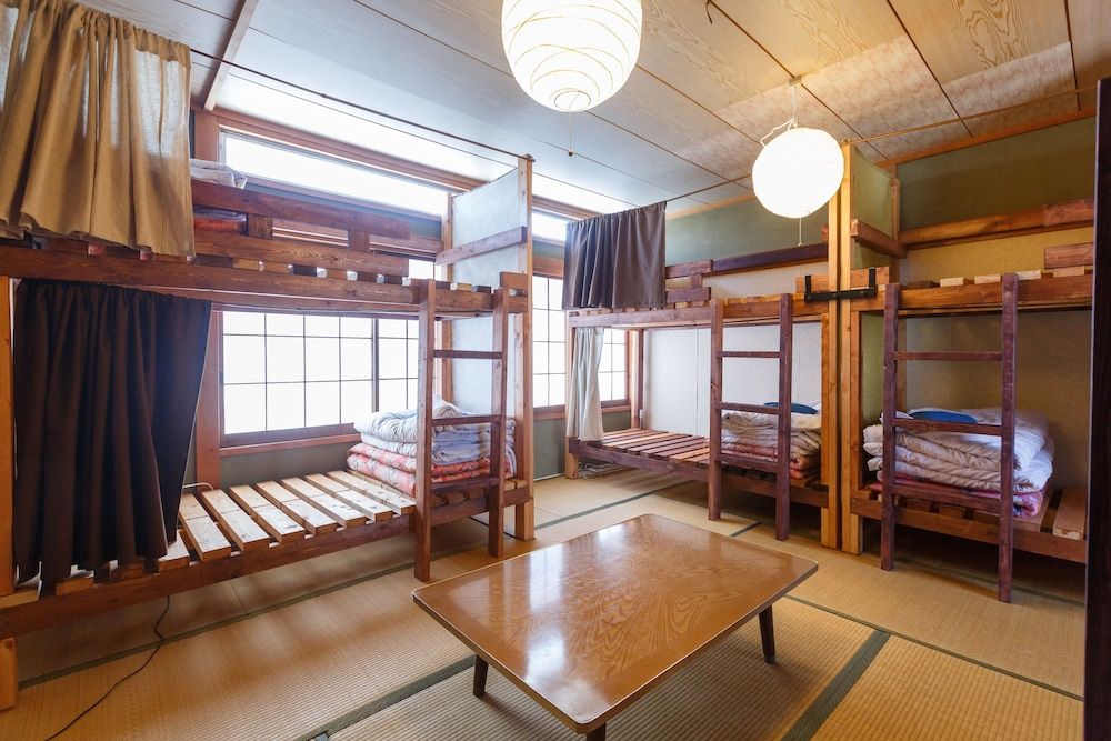 Shared Dormitory, Mixed Dorm