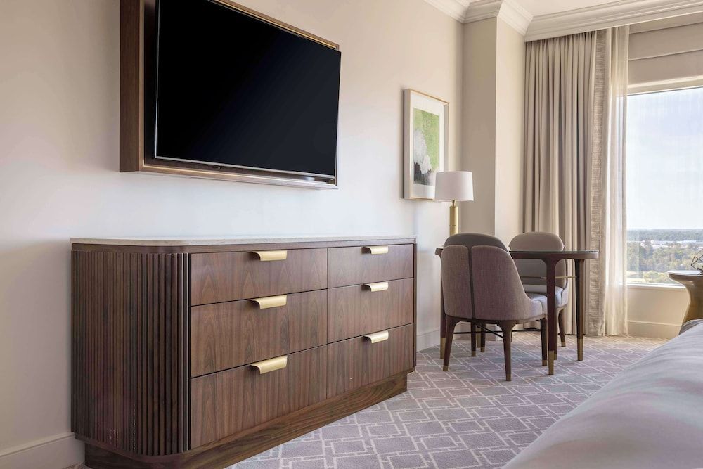 Waldorf Astoria Orlando - An Official Walt Disney World® Hotel Deluxe Room, 2 Queen Beds, Non Smoking 5
