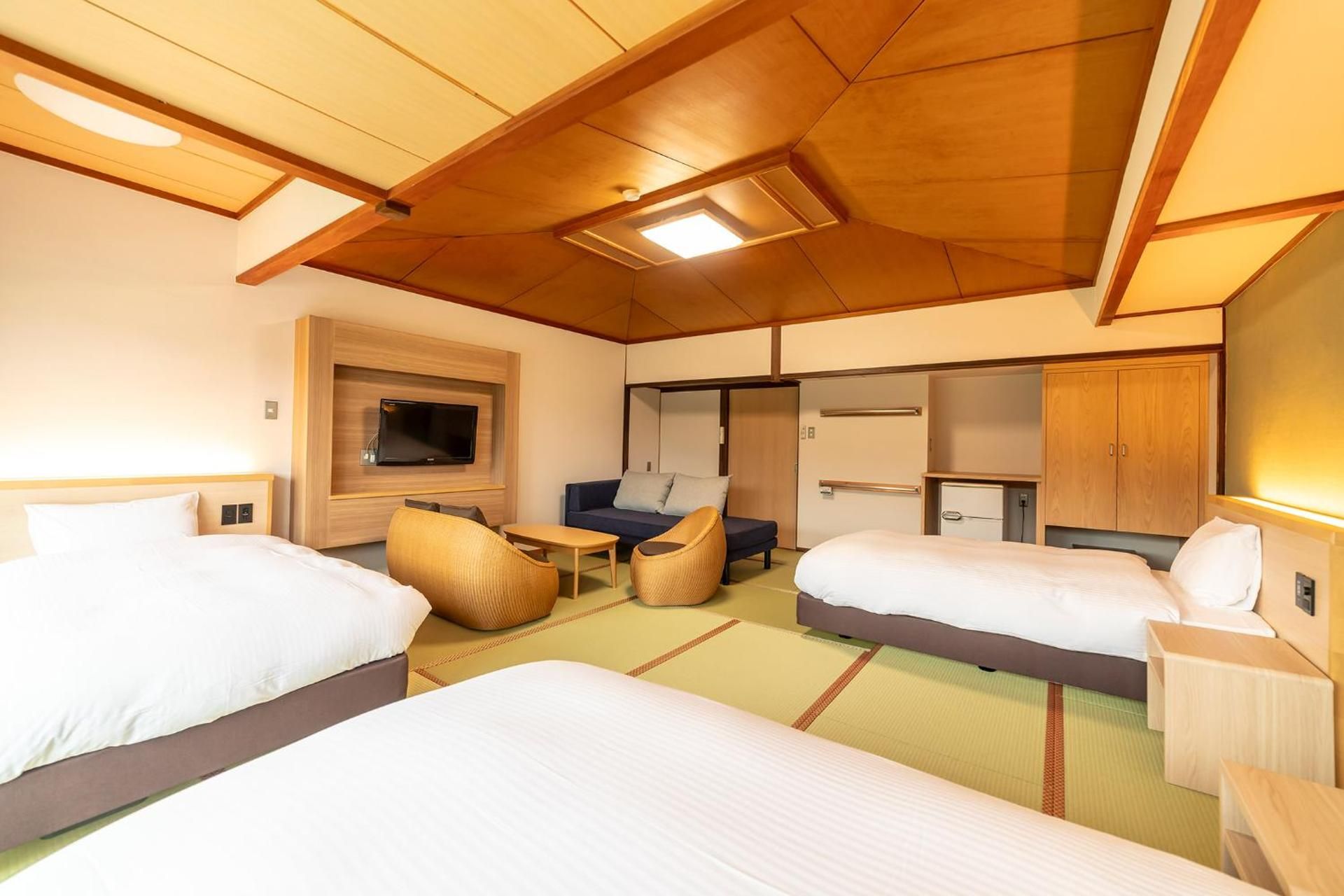 River Side Superior Japanese-Style Triple Beds with Shared Bathroom - Non-Smoking