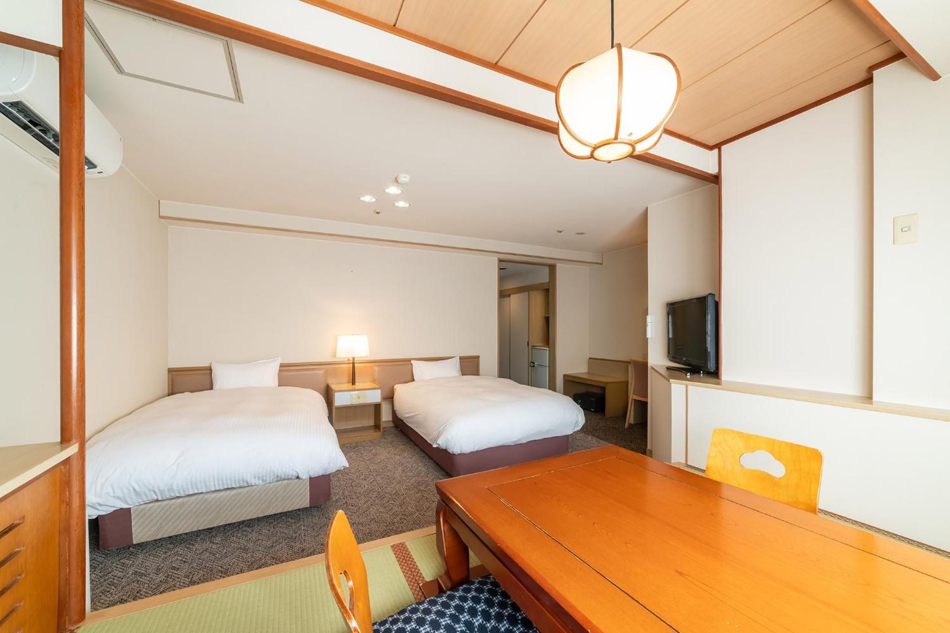 Standard Japanese-Western-Style-Room - Shared Bathroom - Non-Smoking